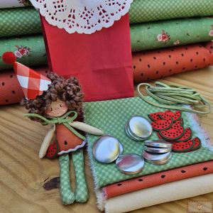 Kit de Material - Boneca Melani - (SEM PROJETO) - FAZ 10 BONECAS