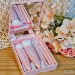 Kit Pincéis para Boneca (Estojo com Espelho) - 1UN