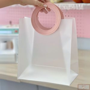 Sacola Transparente ALÇA COURINO (1 UN) 25 x 28 x 14 CM