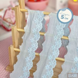 RN565 - Bordado Inglês Flores AZUL FRUIT (LARGURA - 5cm)