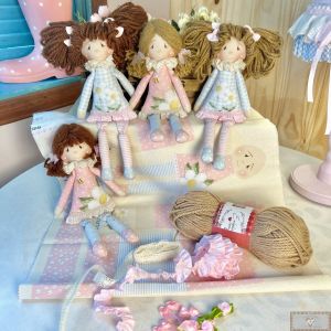 Mini Dolls - Costurinhas - KIT DE MATERIAL (FAZ 4 BONECAS!)